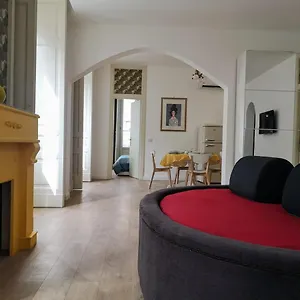  Apartment On Fish Market